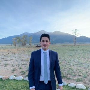 Meet your Posher, Julian